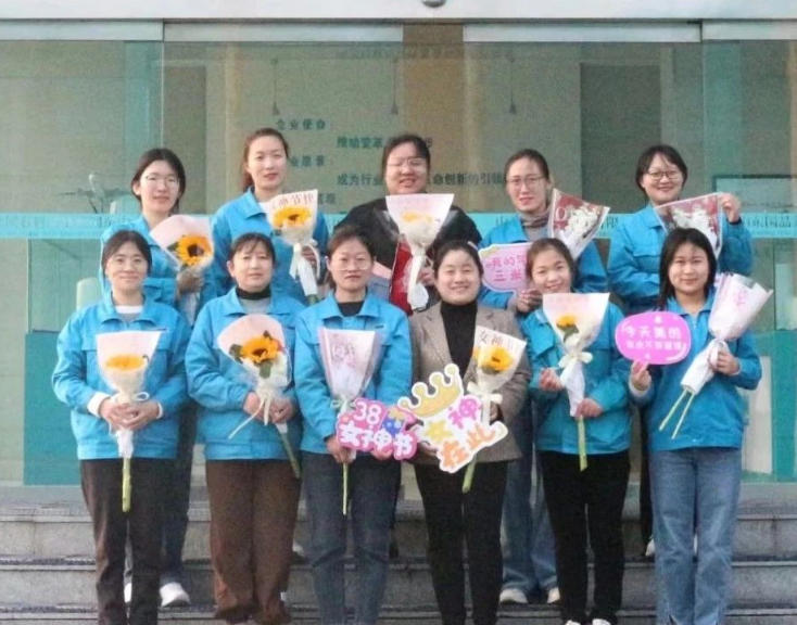 重温历史，女神接礼